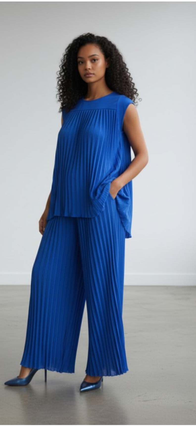 The Pleated Set (Black)